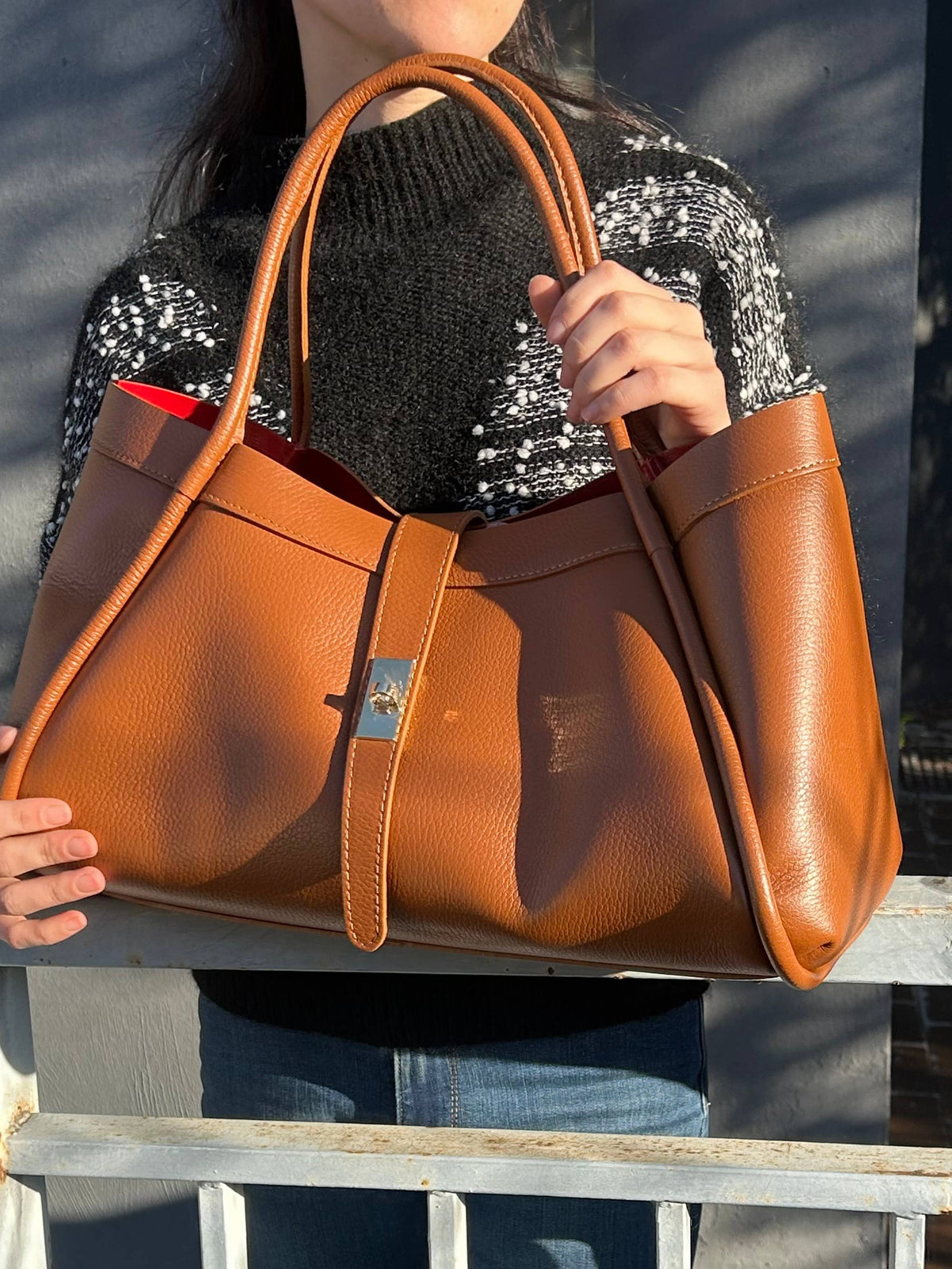 Sac en Cuir Véritable Fabriqué en Italie Élégant 45x25x20cm