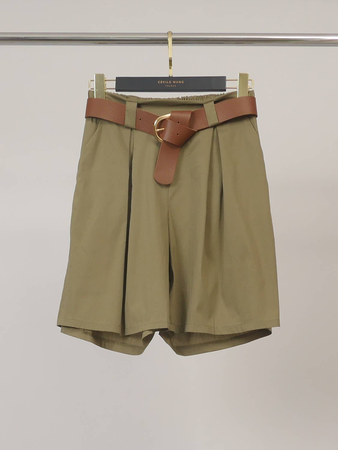 Short large en coton à ceinture bouclée TDM55525-3