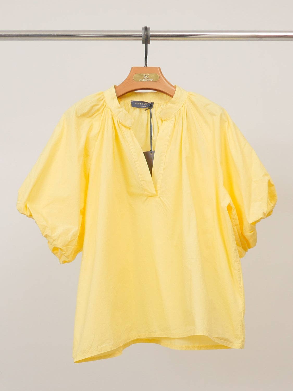 Blouse col V manches courtes DB41029