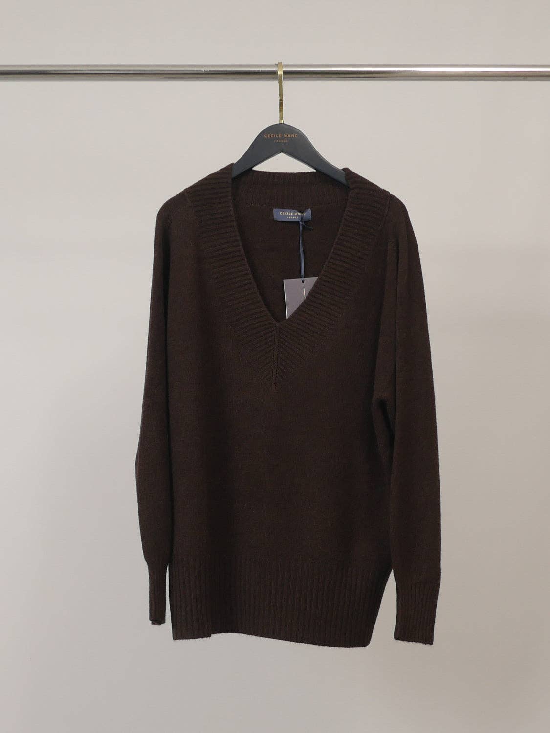 Pull col V côtelé YF570715