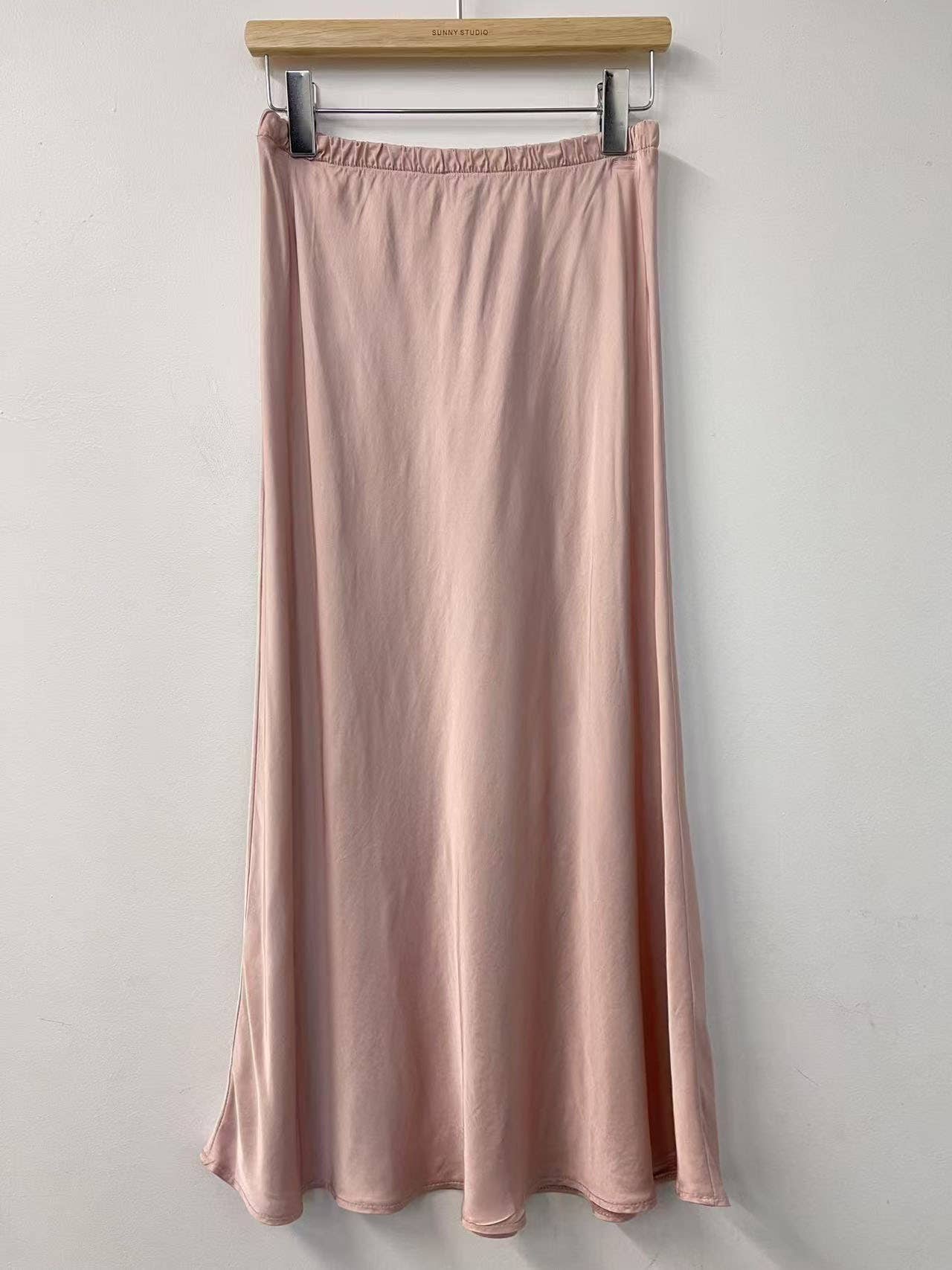Jupe satin mi-longue évasée