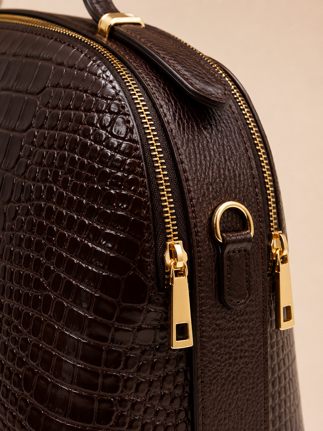 Sac NOA Brown cuir motif crocco – Fabriqué en Italie
