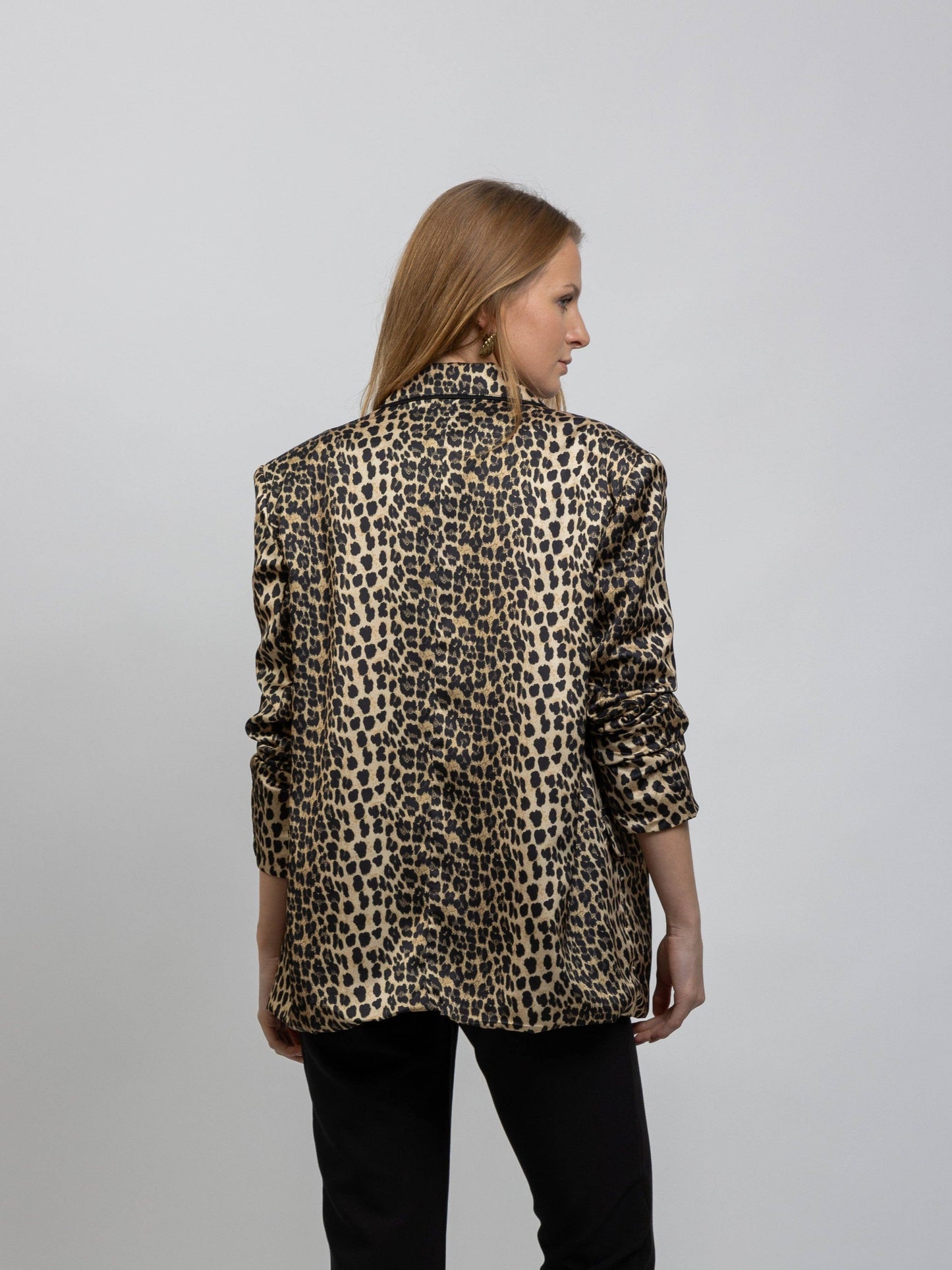 VESTE À IMPRIMÉ LÉOPARD SATINÉ: LEOPARD