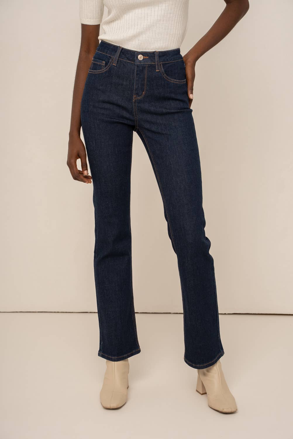 Jeans bootcut BELLA taille haute: Brut