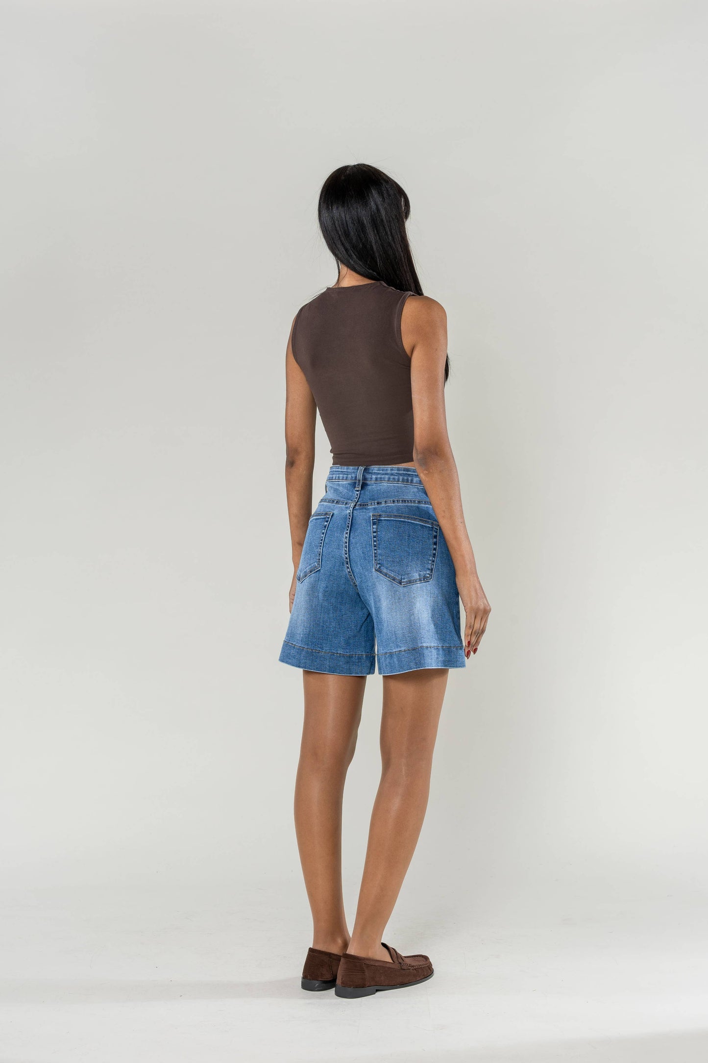 Denim Short long mi-cuisse en jean taille haute stretch P621