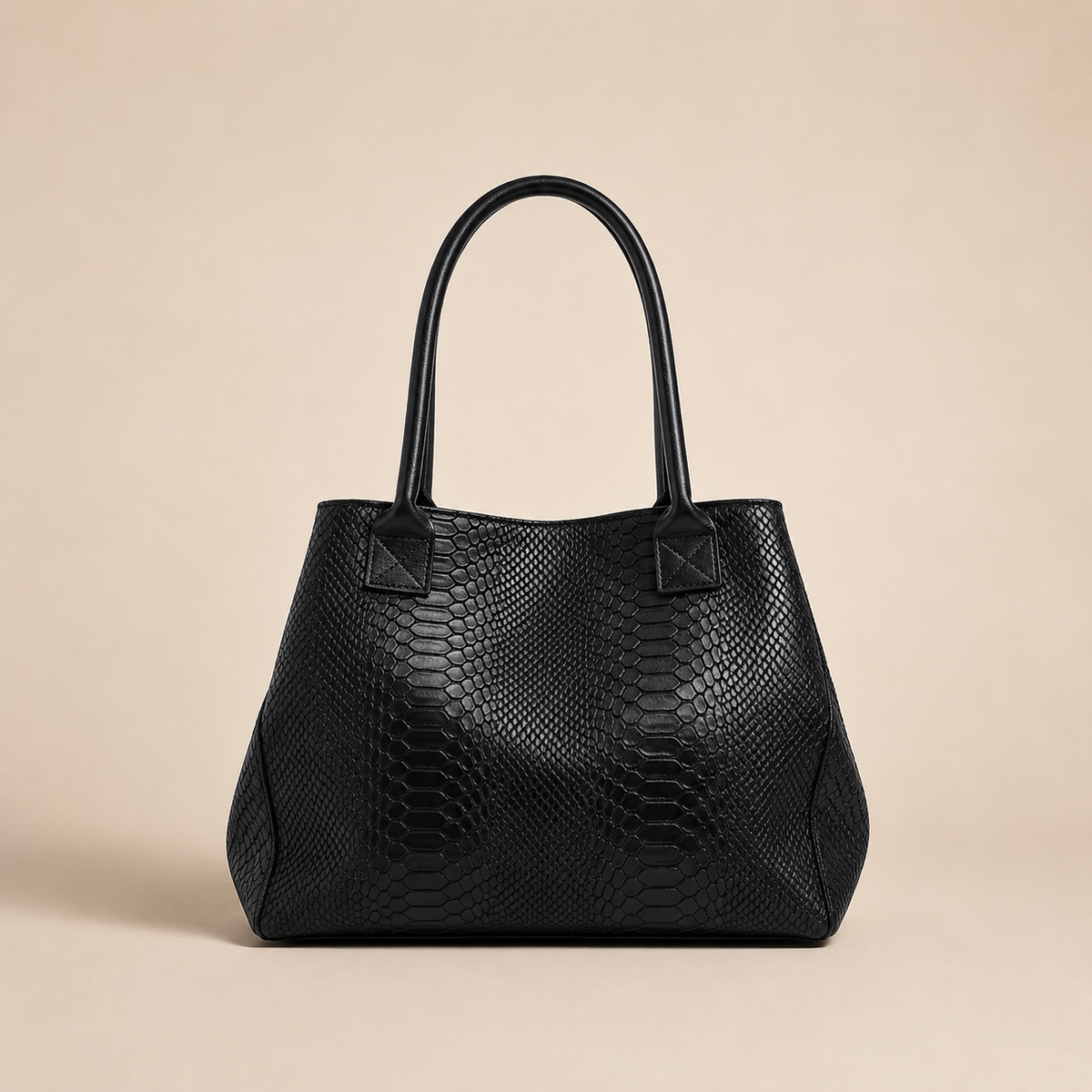LOLA – Sac en cuir italien embossé python – Black