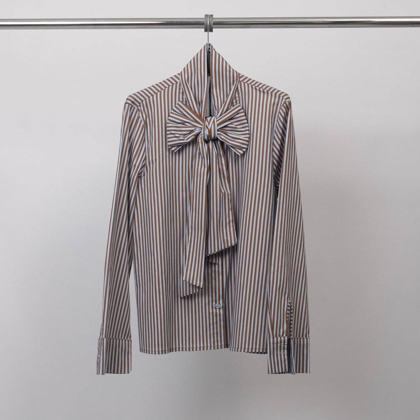 Chemise à rayures col lavallière – Bleu