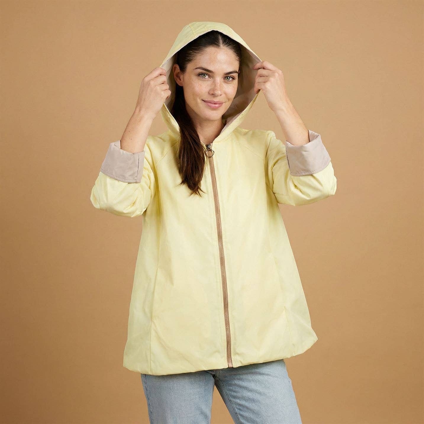 Veste imperméable à capuche HM7630