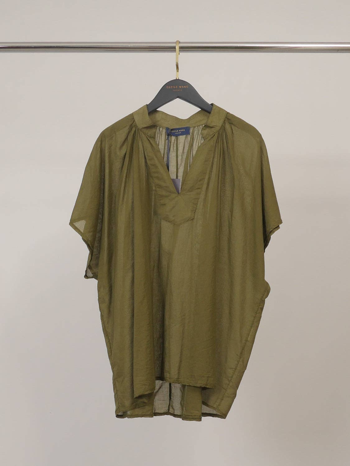 Blouse en voile de coton froncé manches courtes DB15162