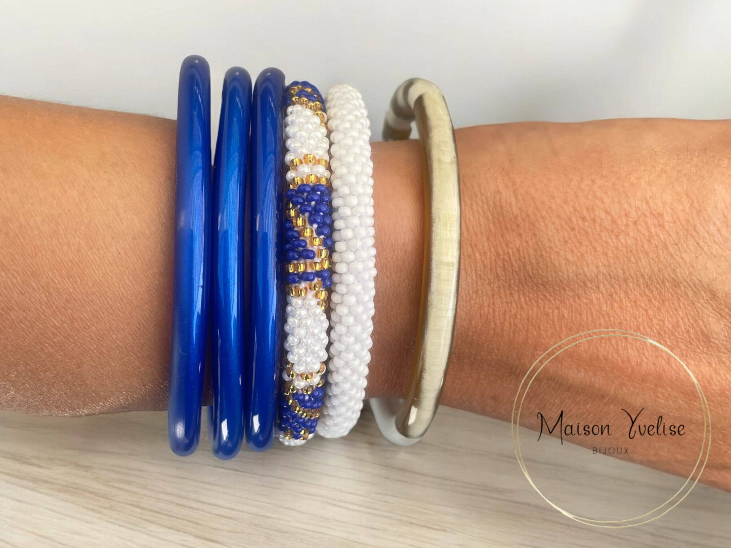 Bracelet Népalais Bleu Blanc Or: 6.5 cm (Diamètre interieur)