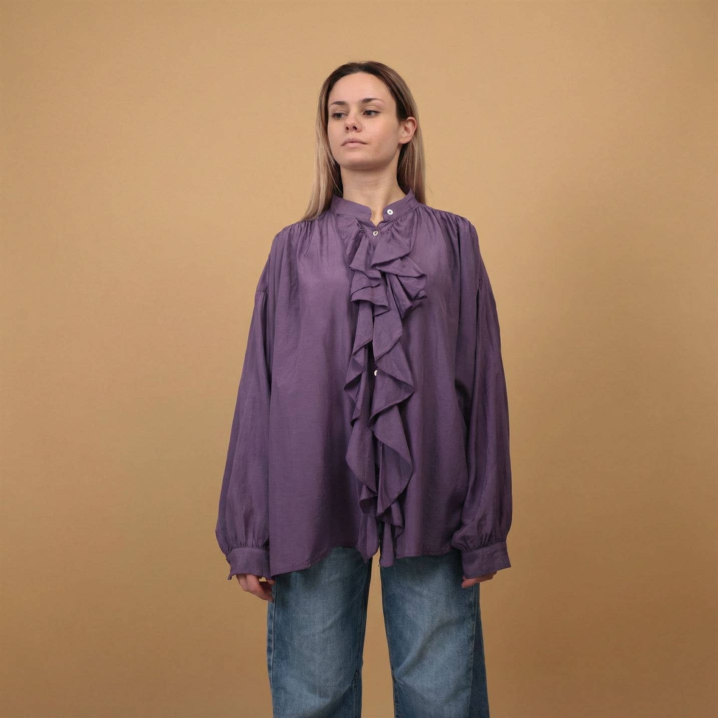 Chemise à volants col officier – DB14953
