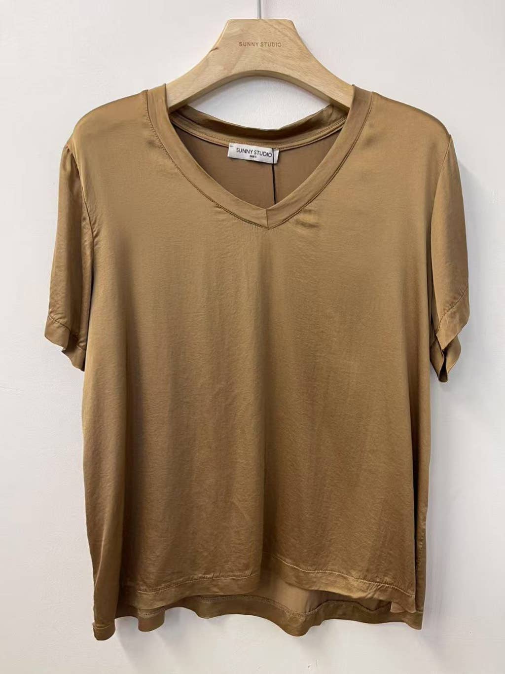 T-shirt fluide à col V
