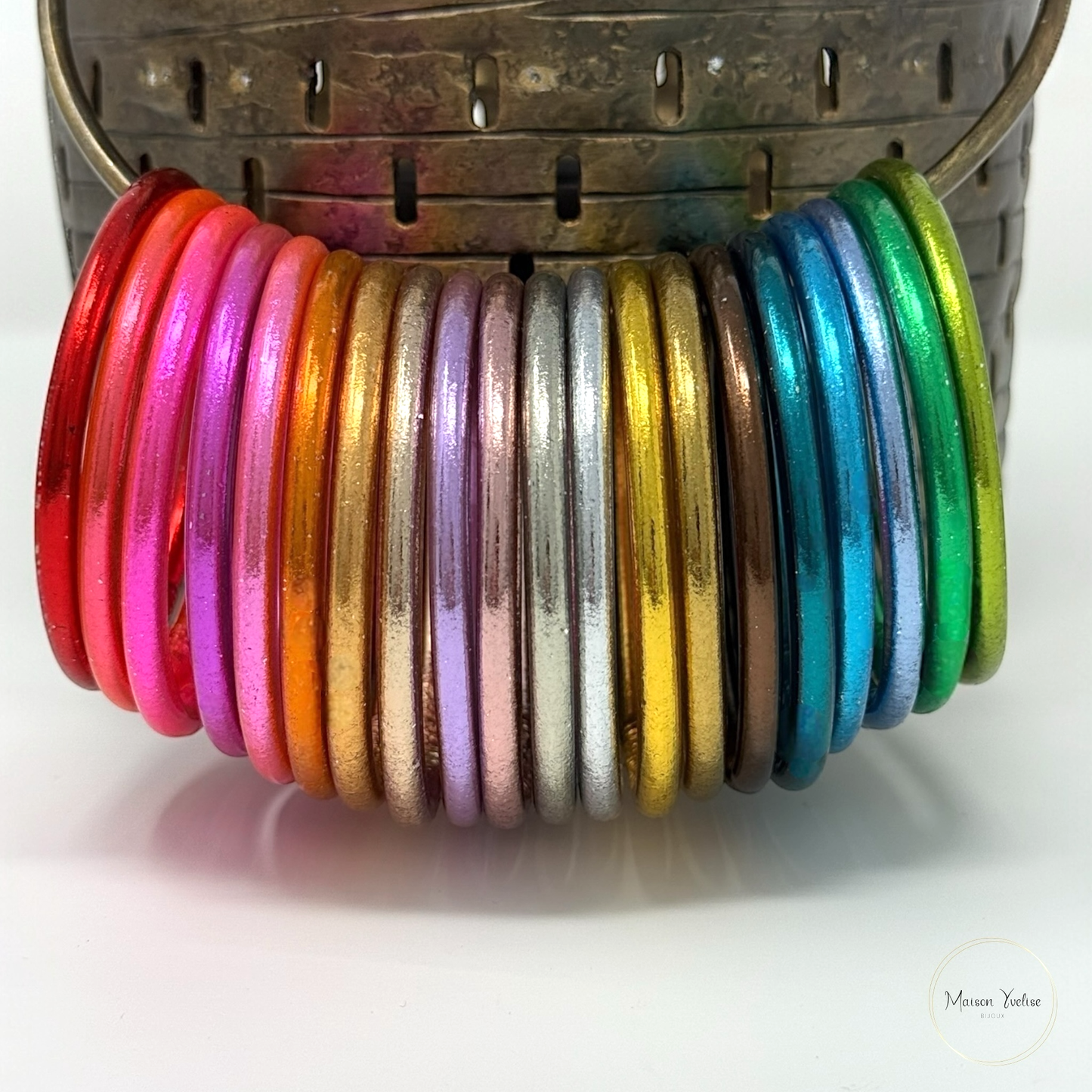 Joncs Bouddhistes Simples Colorés – Maison Yvelise