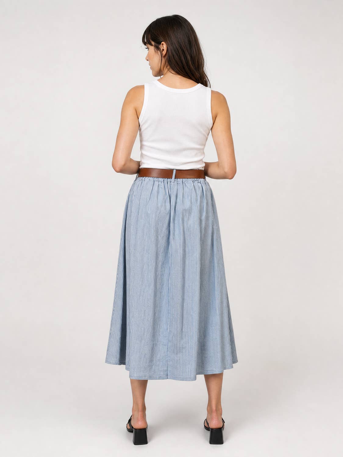 Jupe midi en coton rayé à taille ceinturée TDM52123CJ28