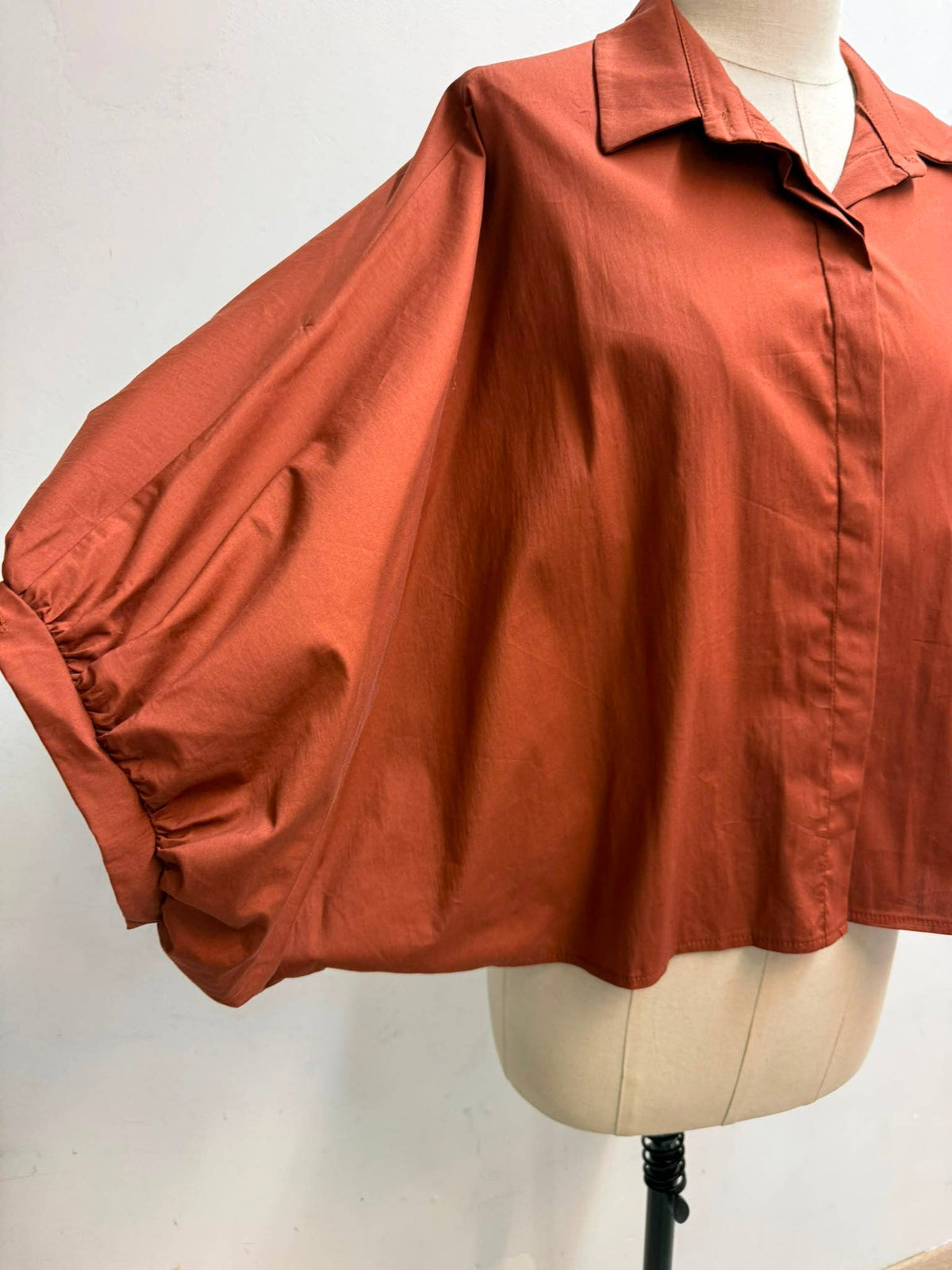 38726/1 - Chemise oversize à manches chauve-souris