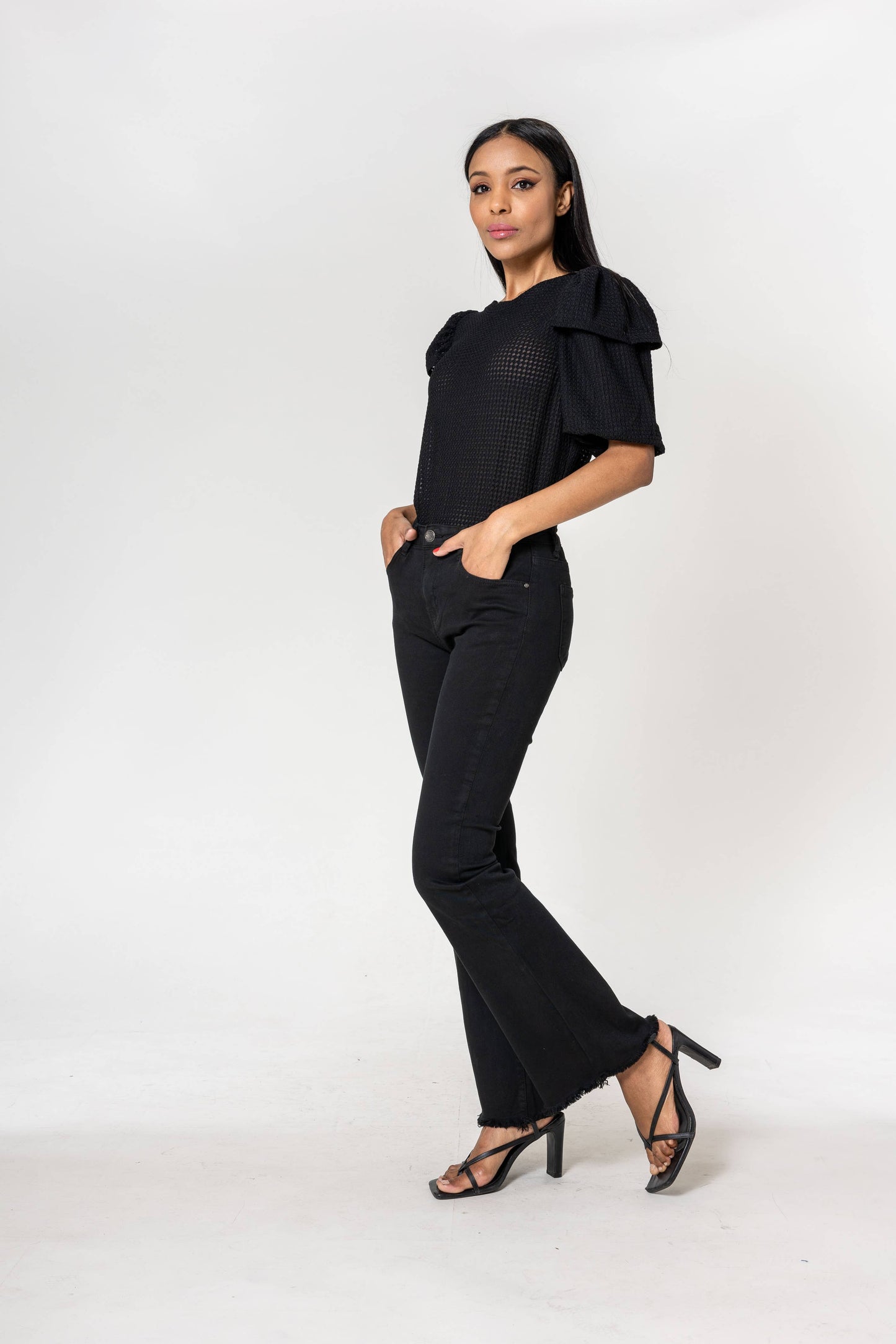Pantalon Nina Carter bootcut effiloché en bas de jambe Noir