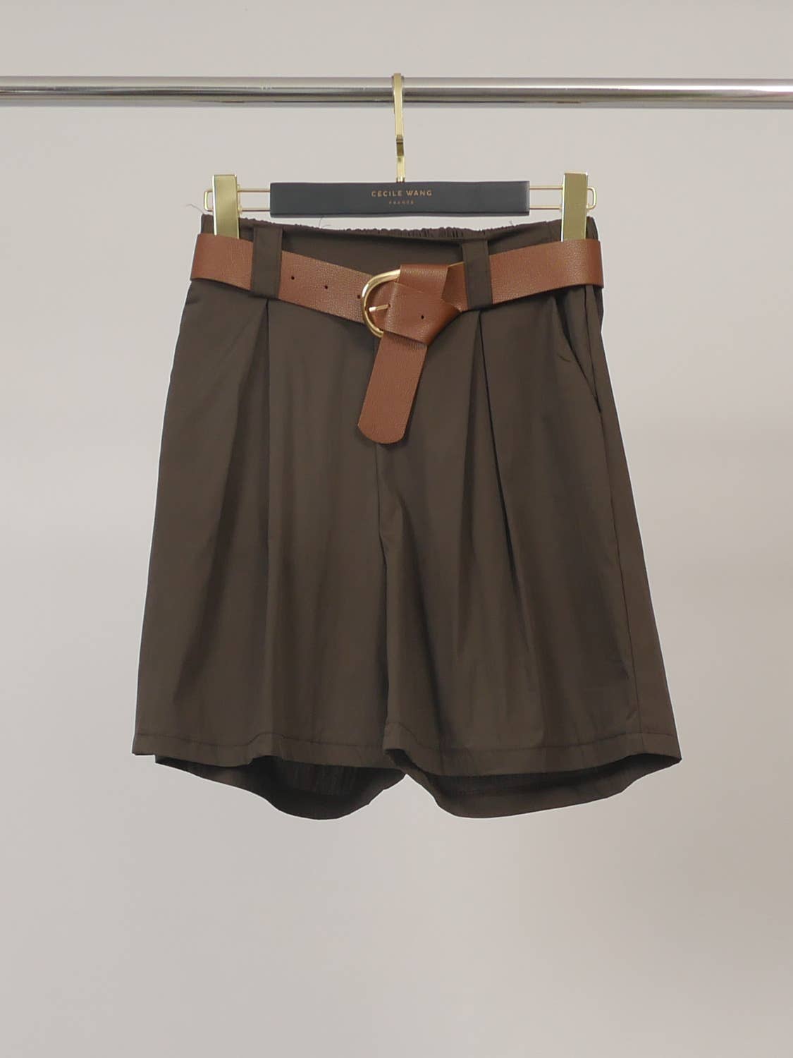 Short large en coton à ceinture bouclée TDM55525-3