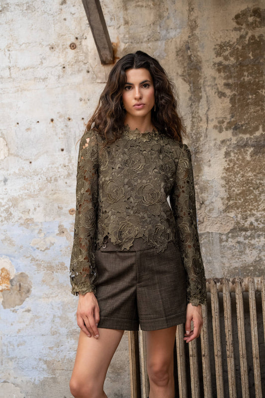Blouse en guipure H326A