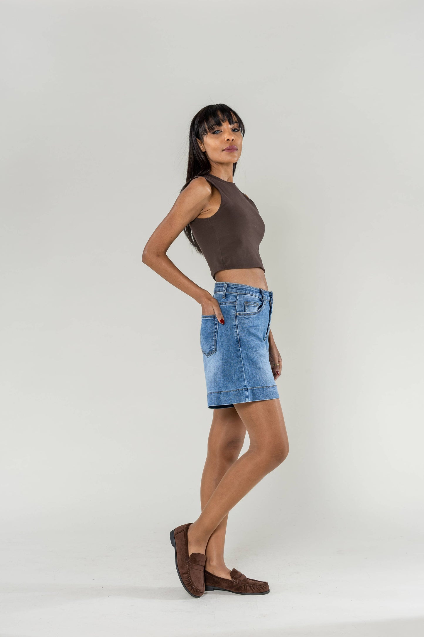 Denim Short long mi-cuisse en jean taille haute stretch P621