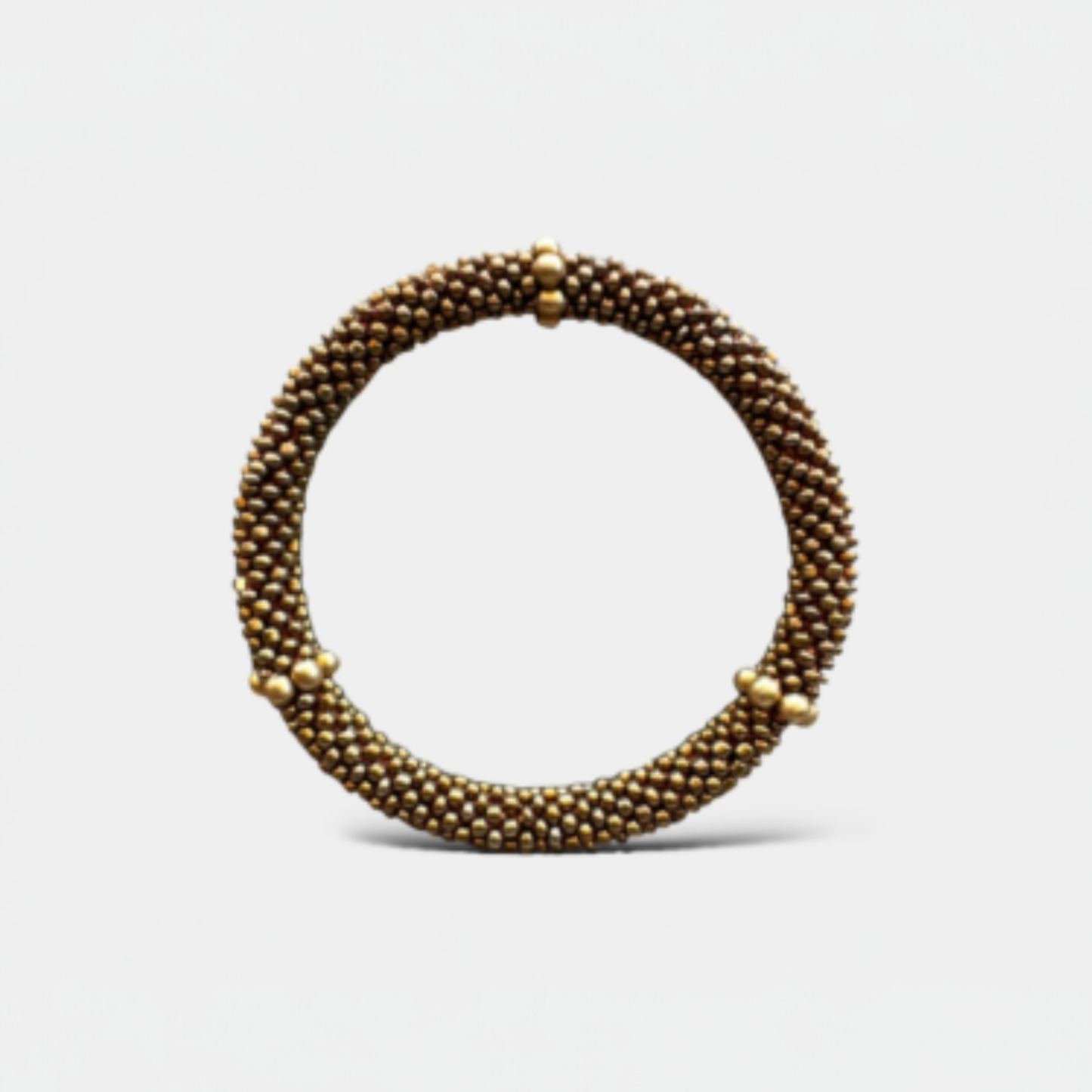 Bracelet népalais marron a perles en cuivre: 6.5 cm (Diamètre interieur)