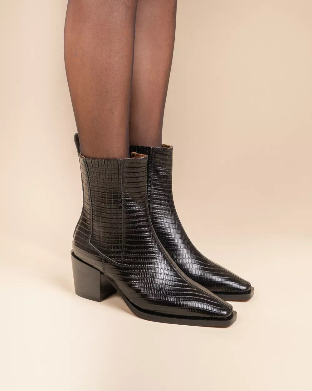 bottines à talons en cuir noires Mi/Mai