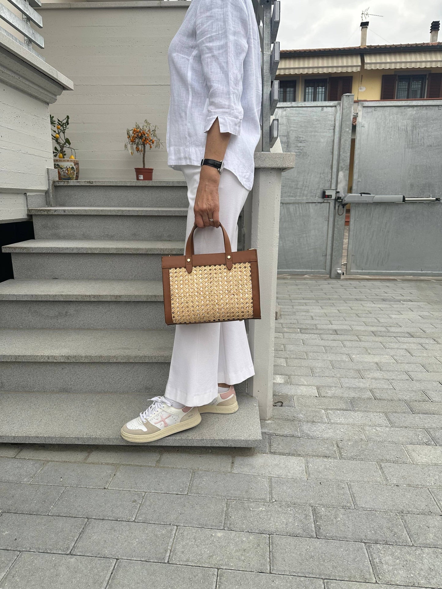 CELINE- VIENNE: Cognac (cuir)