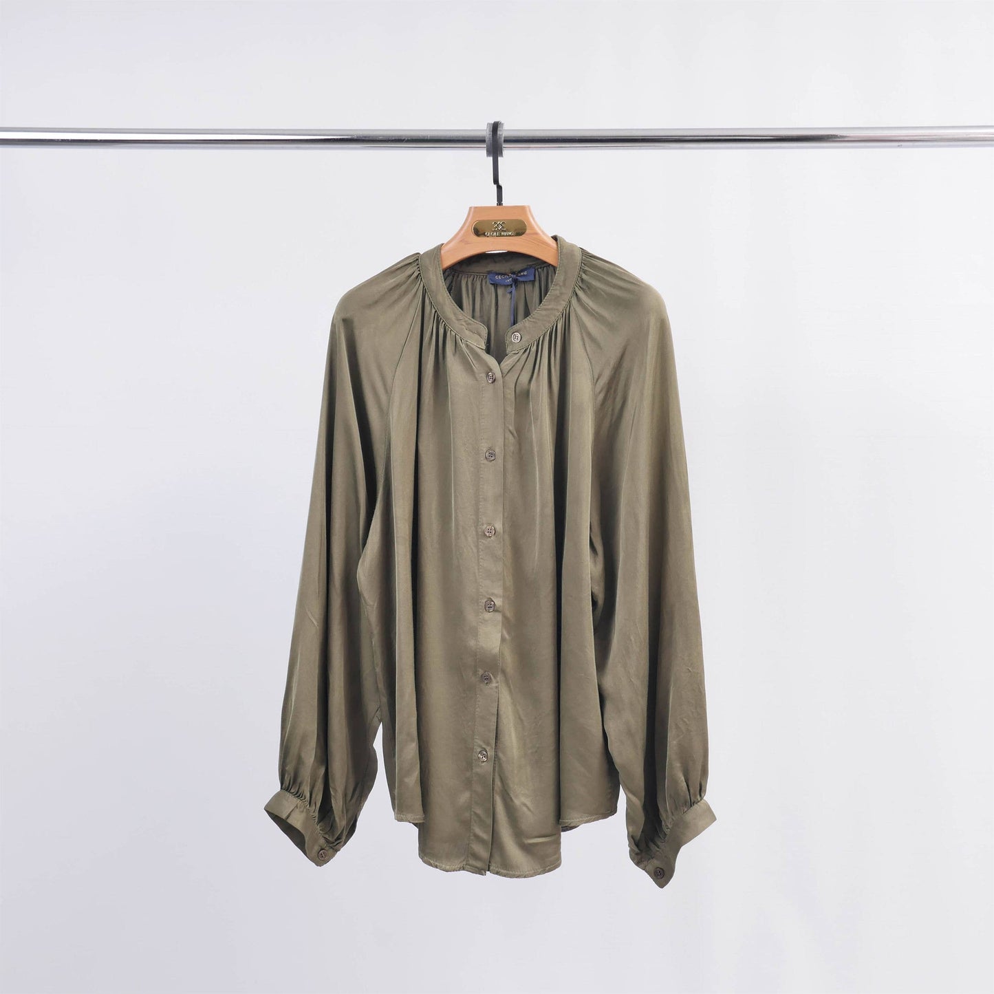 Chemisier col mao en viscose satinée KD7125VS