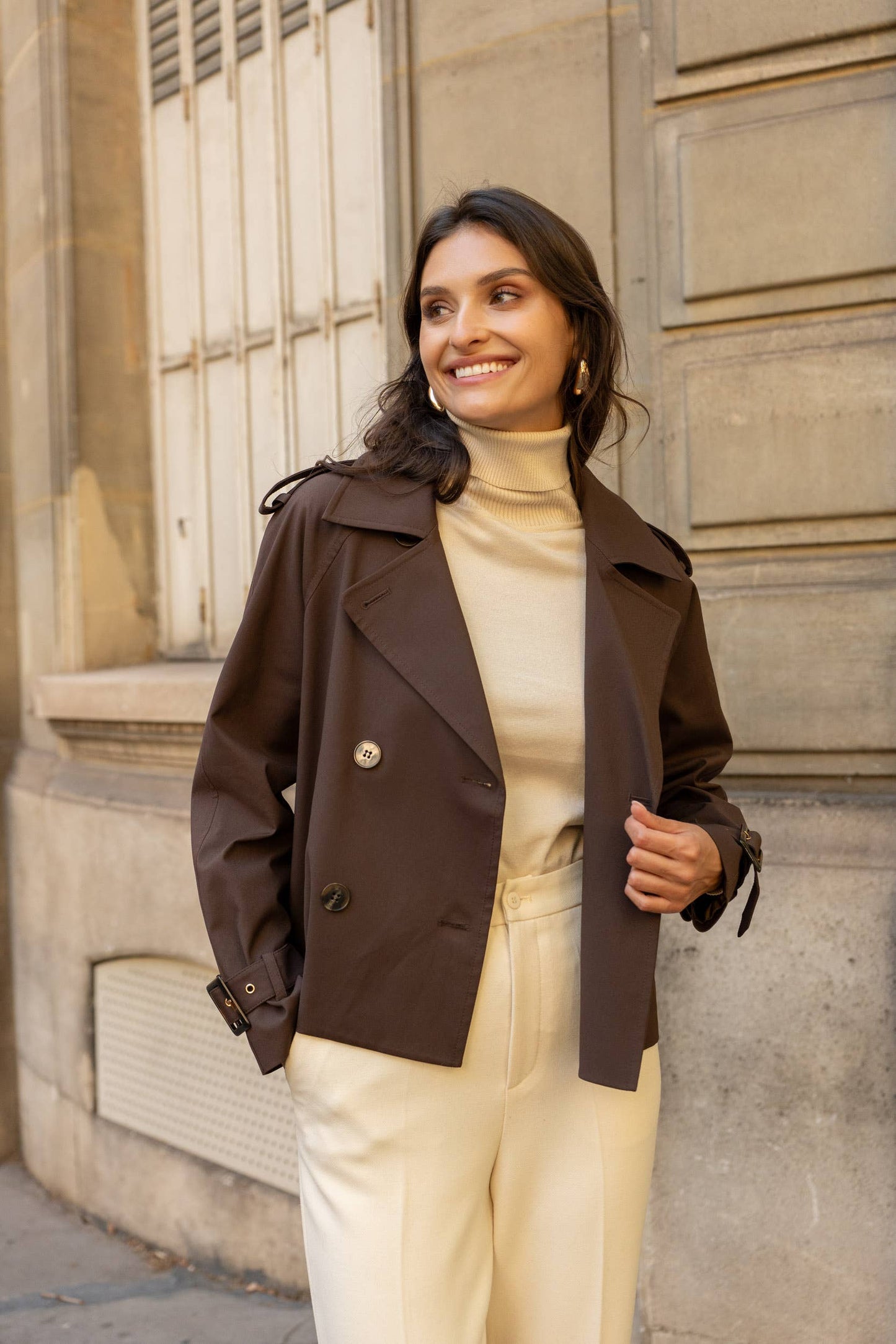 Trench cropped uni en coton mélangé: Blanc