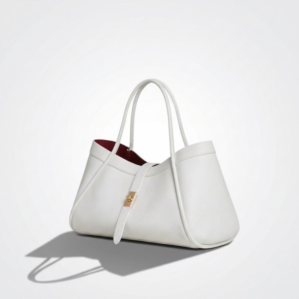 Le sac en cuir le parfait moyenne allie élégance et praticité 34x20x15