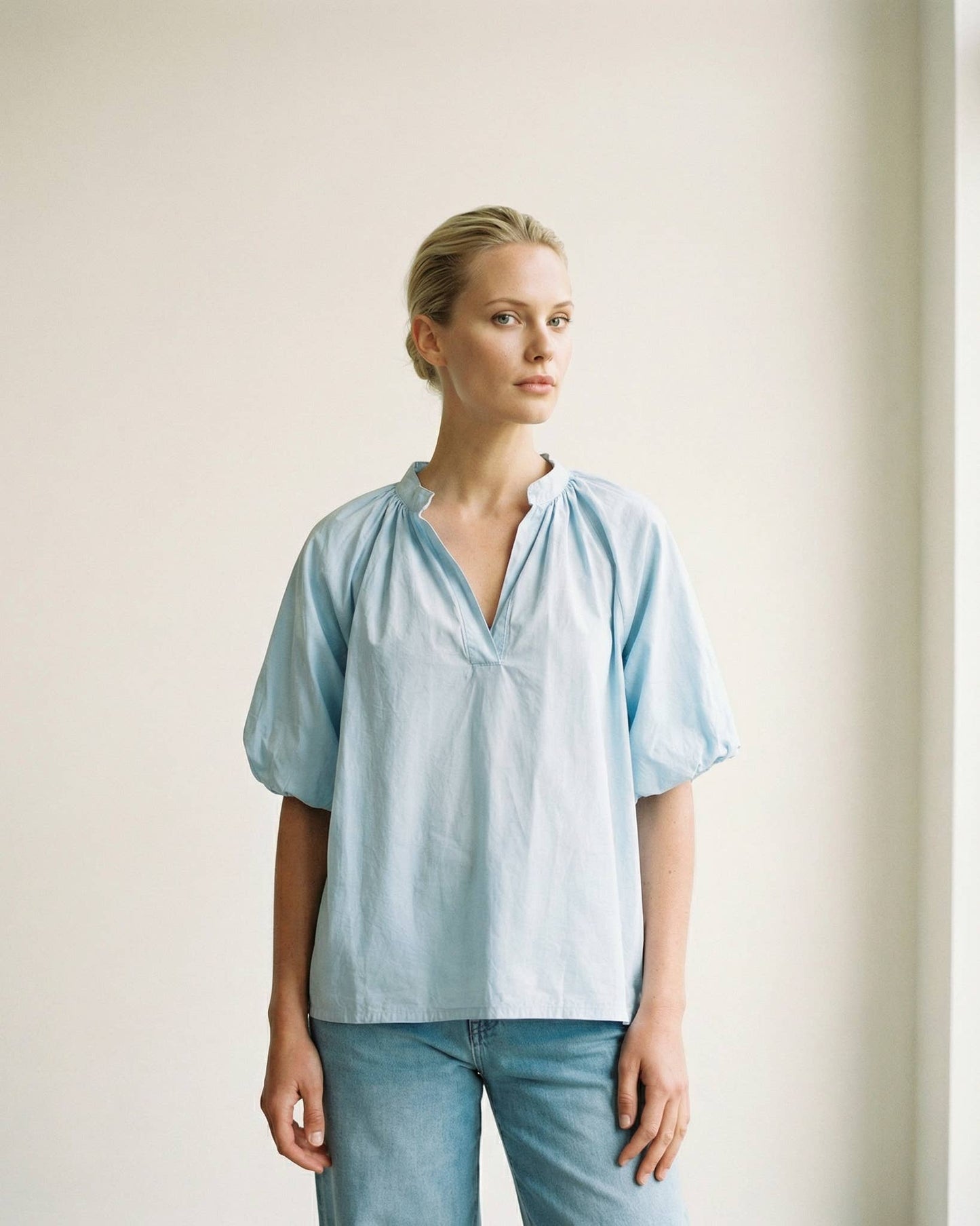 Blouse col V manches courtes DB41029