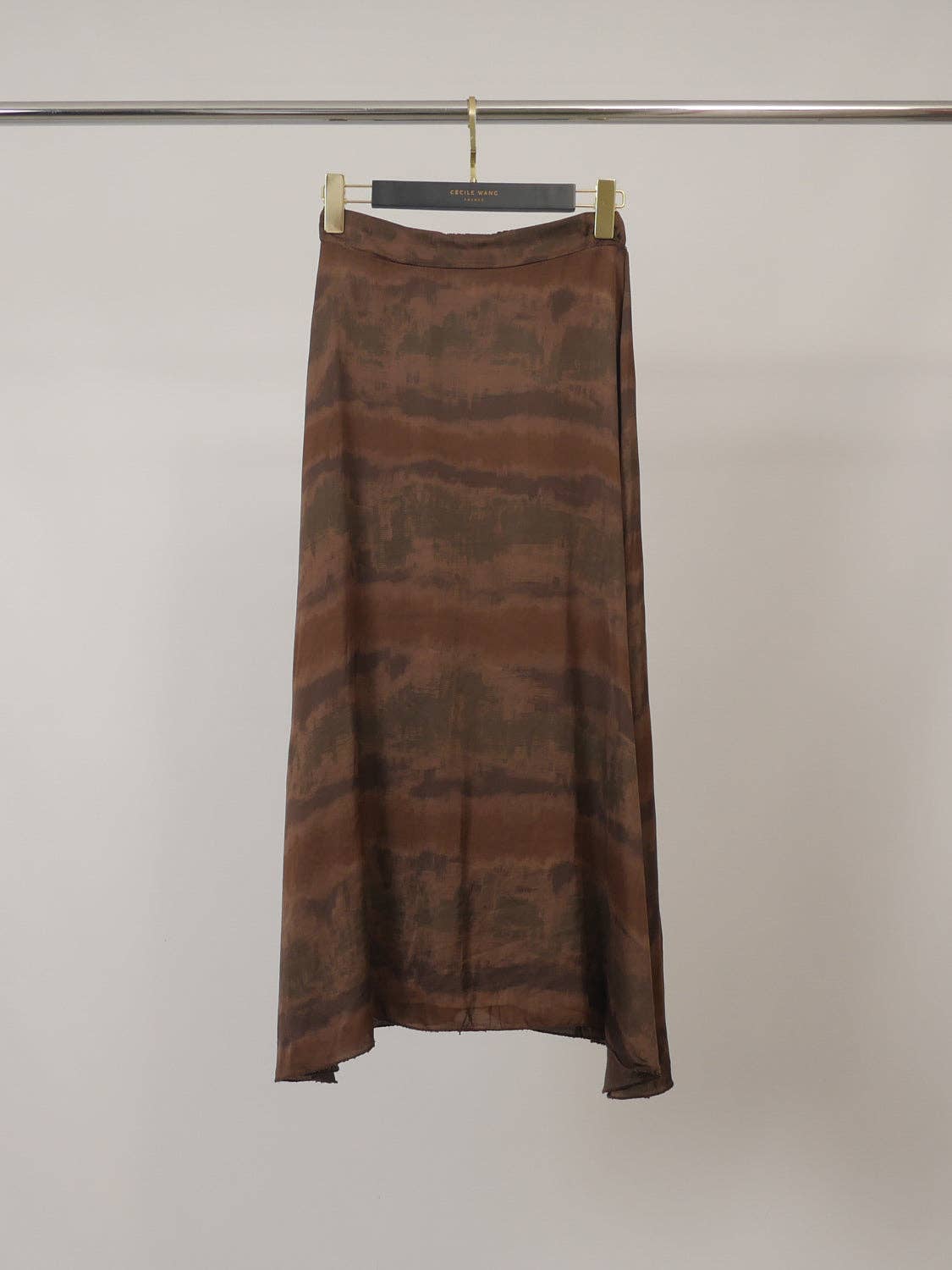 Jupe évasée en viscose satinée à imprimé brossé TDM31919-22