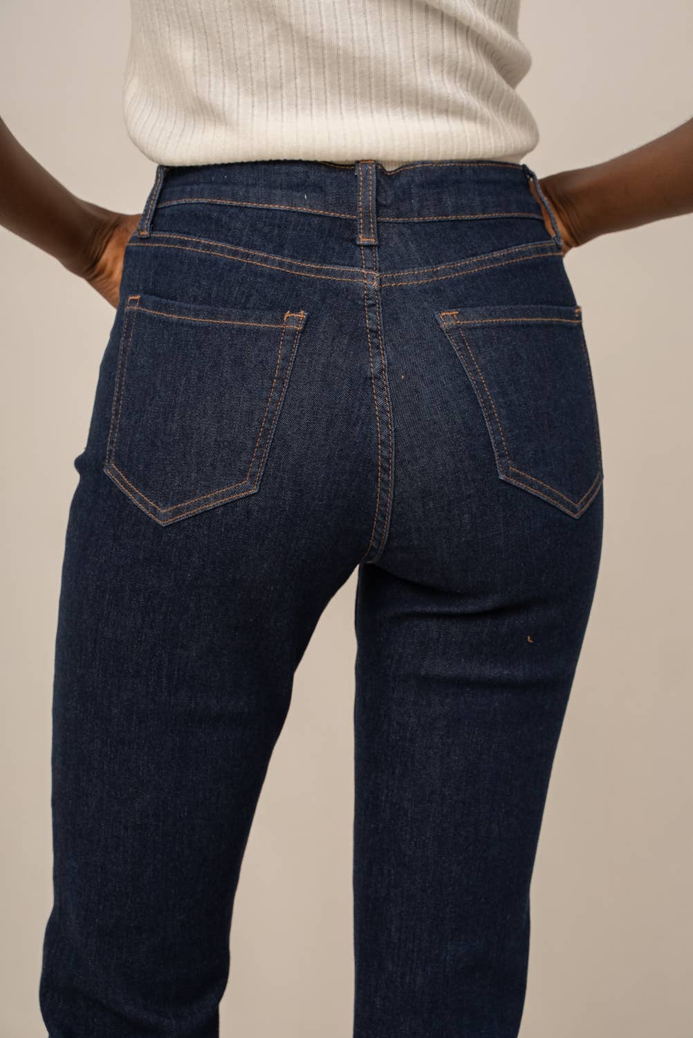 Jeans bootcut BELLA taille haute: Brut