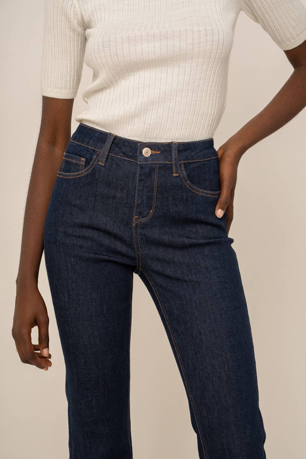 Jeans bootcut BELLA taille haute: Brut