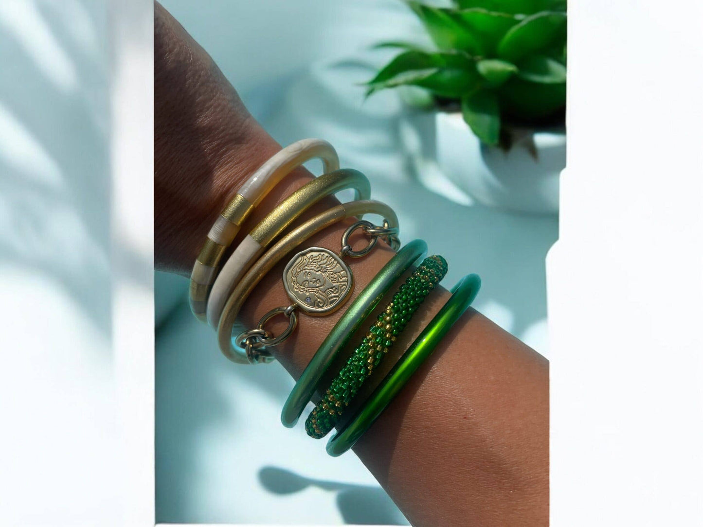 Bracelet Népalais Vert & Or – Artisanat Unique et Tissé Main: 6.5 cm (Diamètre interieur)