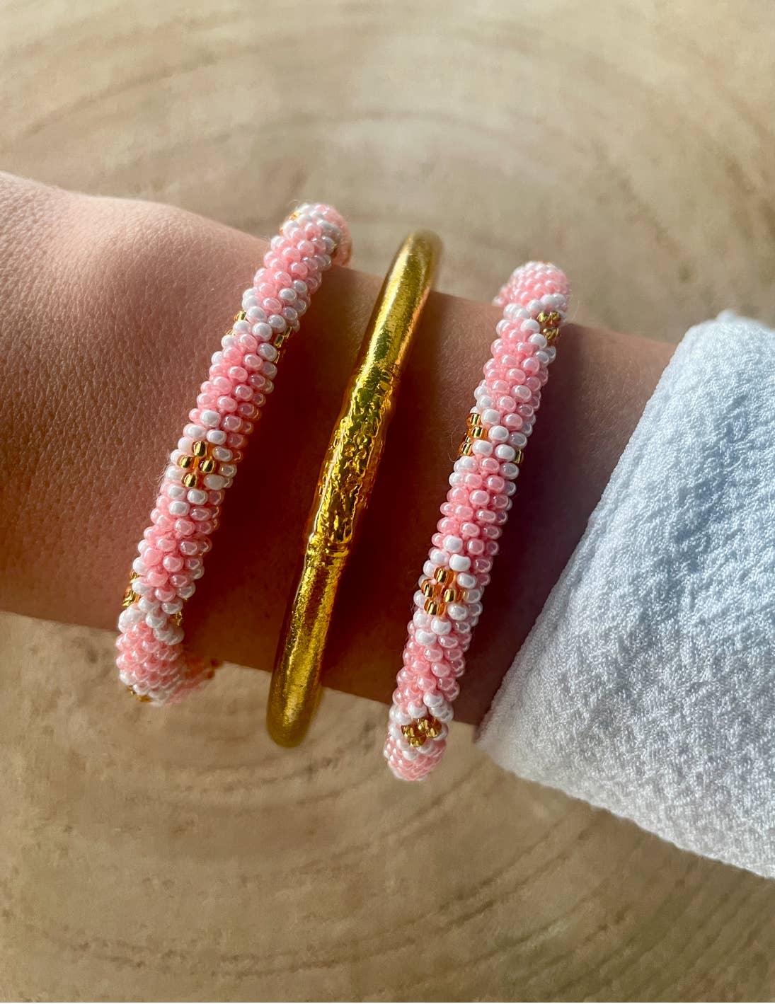 Bracelet Népalais Rose fleurs Or: 6.5 cm (Diamètre interieur)