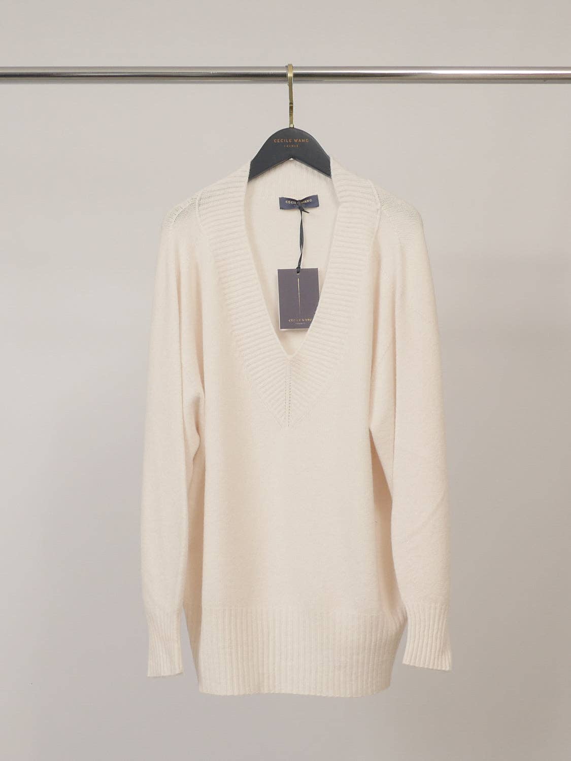 Pull col V côtelé YF570715