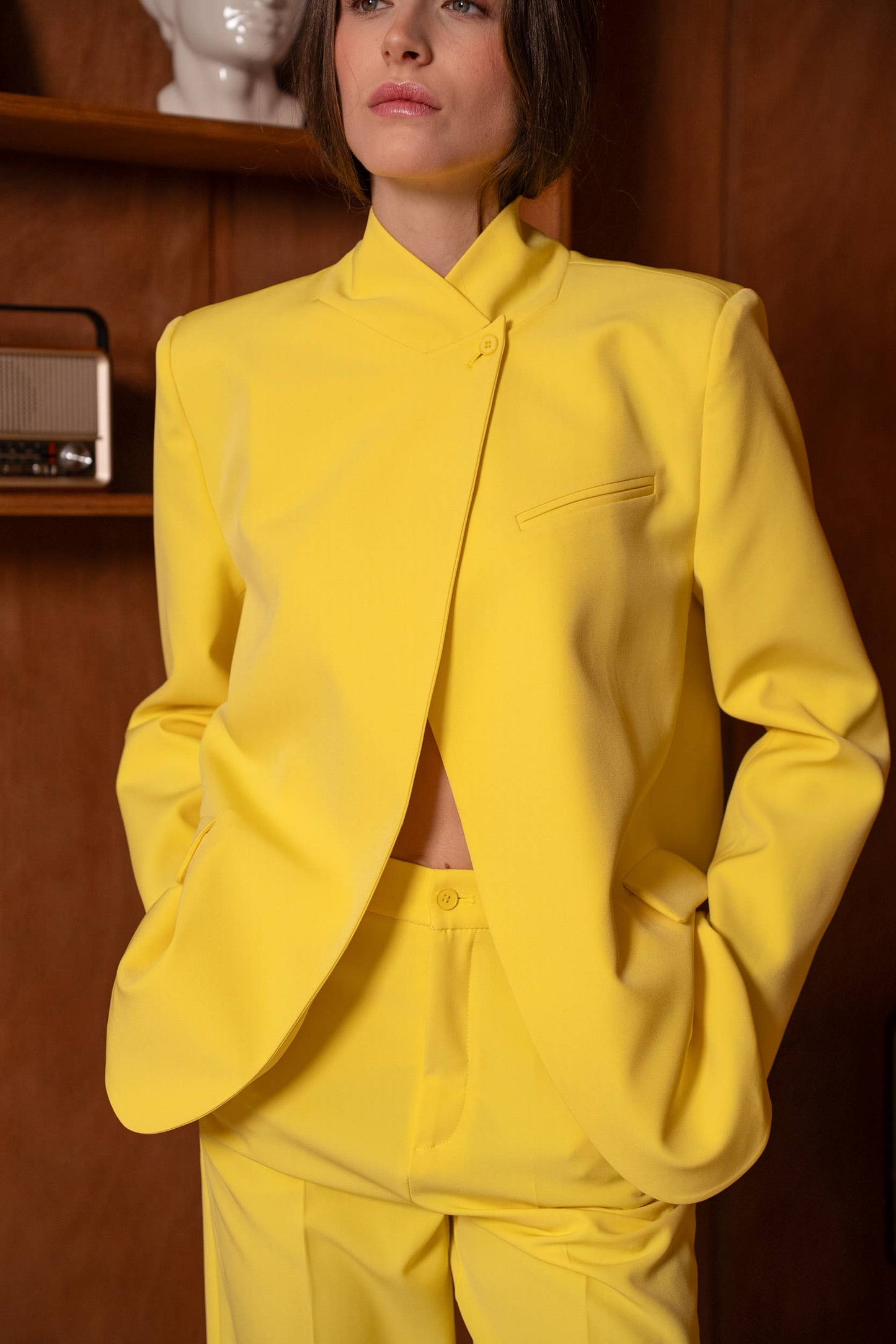 [Timeless] Veste structurée avec col officier repliable